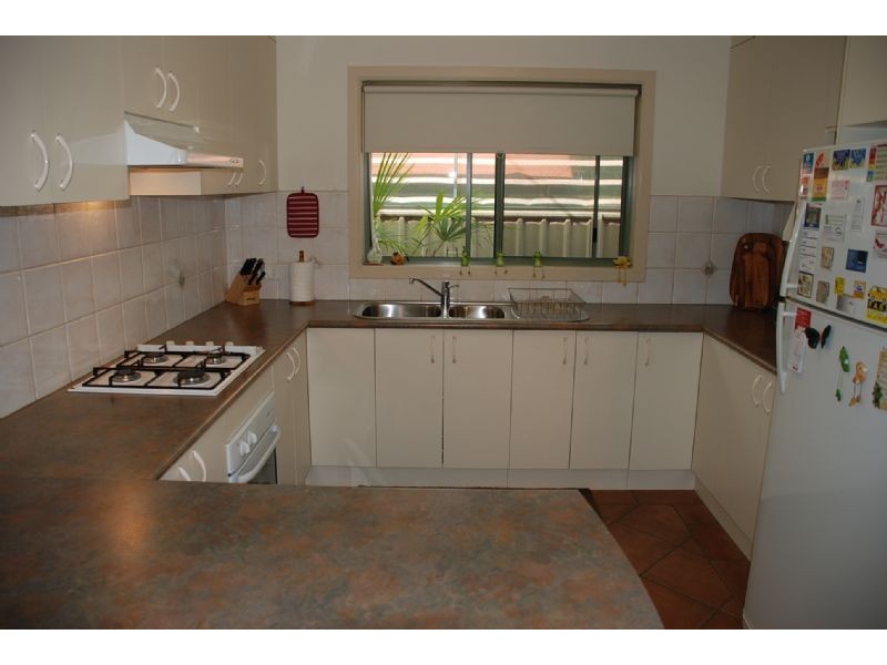 8 Birdie Street, Wodonga VIC 3690