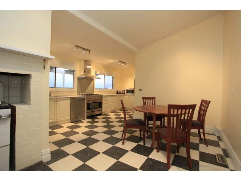 16 Hunter Street, Rutherglen VIC 3685