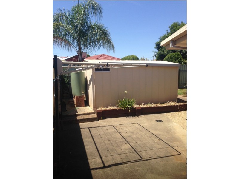 4 David Place, Wodonga VIC 3690