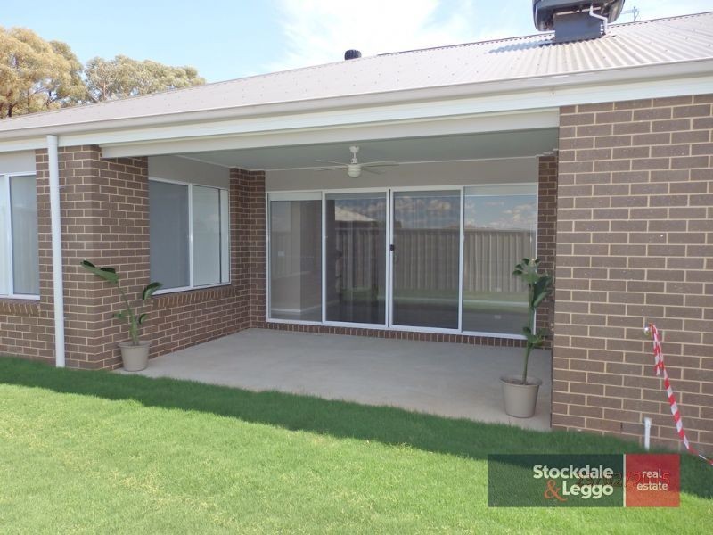 7 Smiggins Drive, Thurgoona NSW 2640