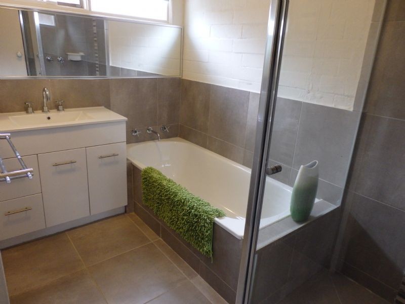 30 Waratah Way, Wodonga VIC 3690