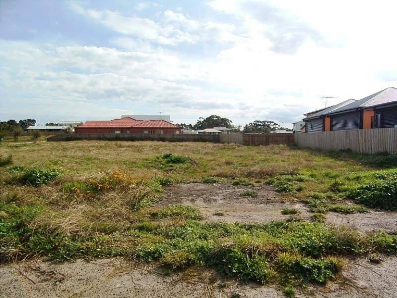 33 Katherine Circuit, Cowes VIC 3922