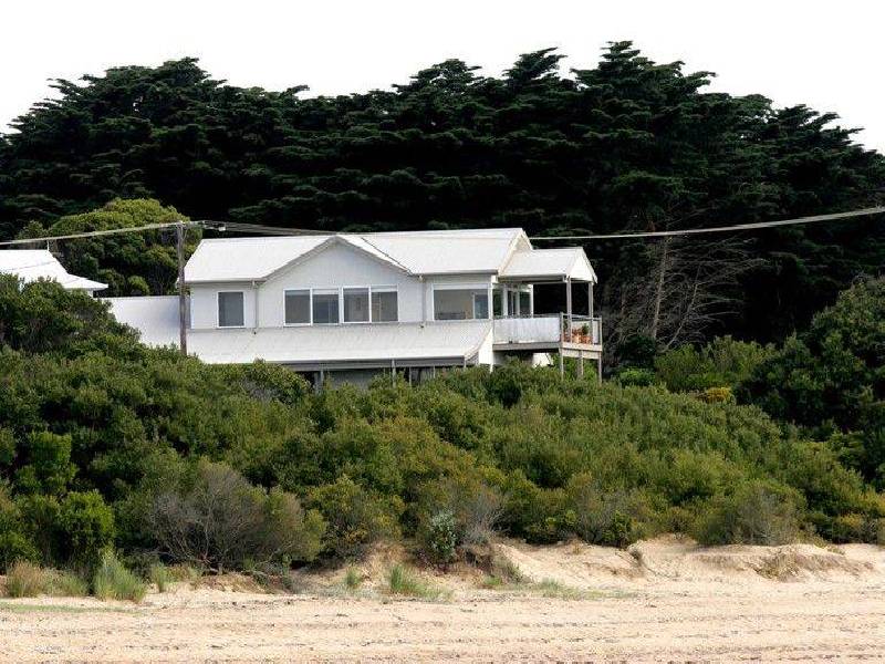 4 The Esplanade, Cape Woolamai VIC 3925