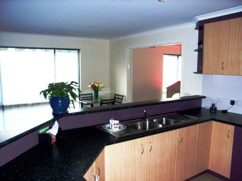 27 Terry Cresent, Wimbledon Heights VIC 3922