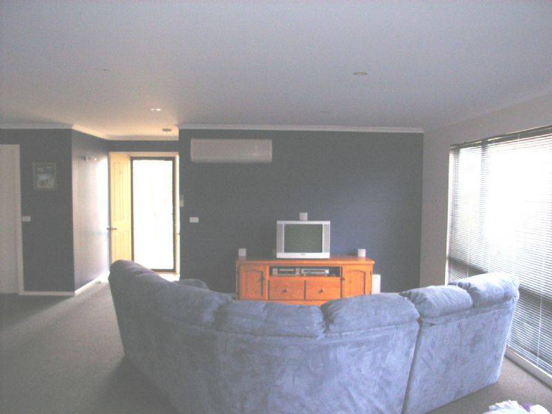 27 Terry Cresent, Wimbledon Heights VIC 3922