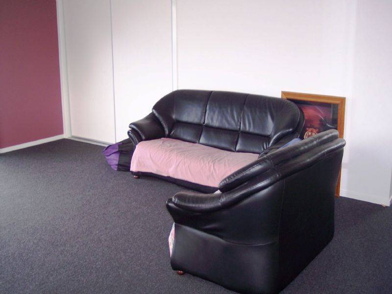 27 Terry Cresent, Wimbledon Heights VIC 3922