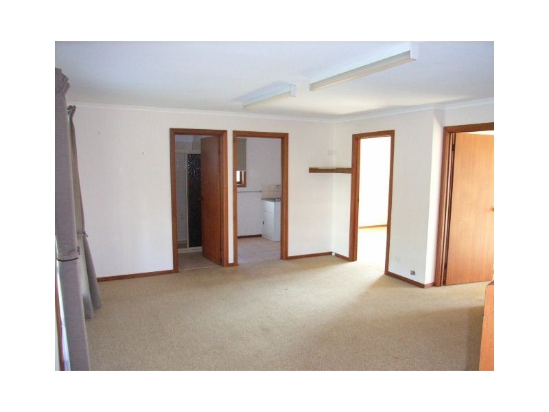 36 HELEN STREET, Cowes VIC 3922