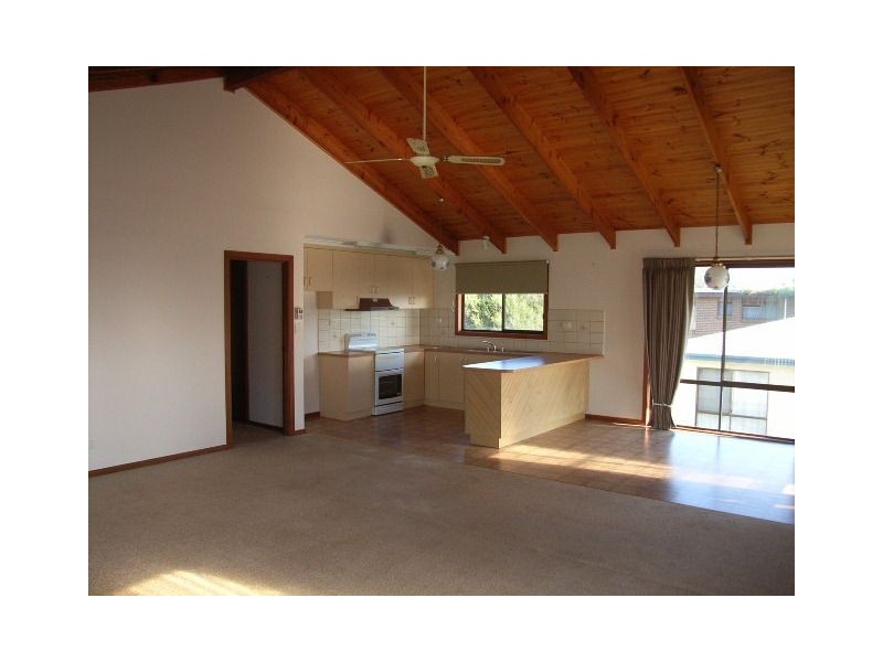 36 HELEN STREET, Cowes VIC 3922