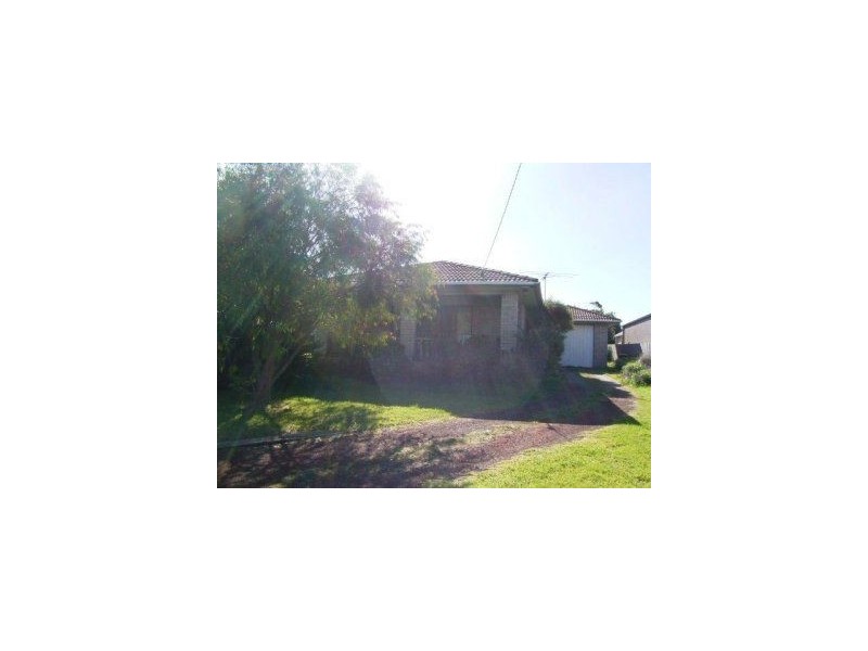 13 Beach Crescent, Newhaven VIC 3925