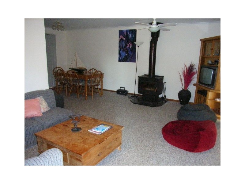 23 Jenner Avenue, Cowes VIC 3922