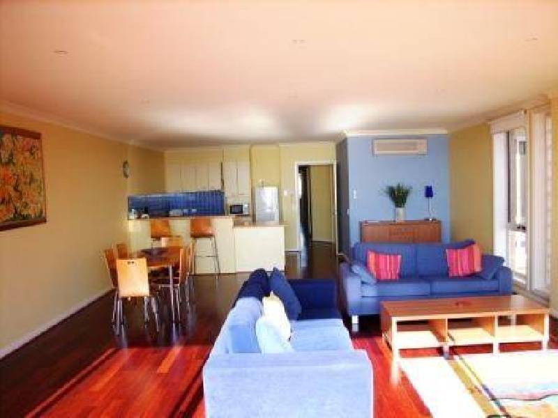 13 Bayview Grande, Cowes VIC 3922