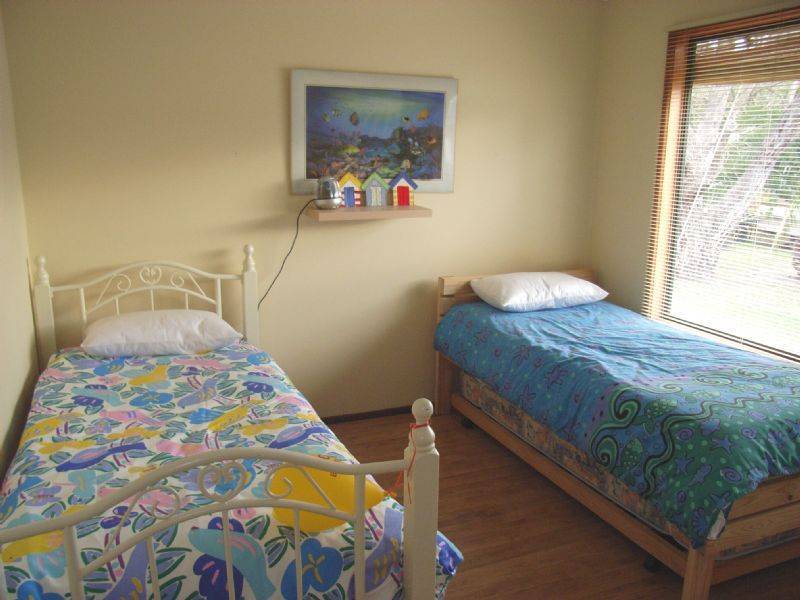 37 Hobsons Parade, Cowes VIC 3922