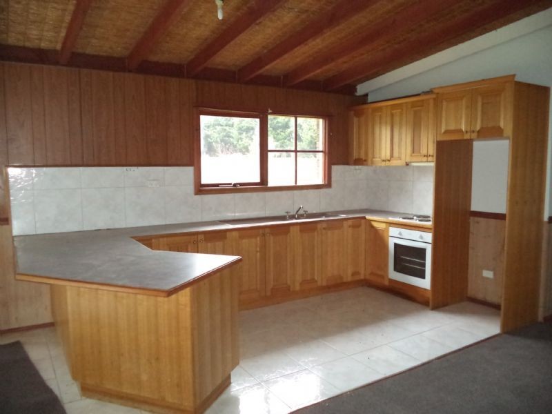 5 San Remo Crescent, Sunset Strip VIC 3922