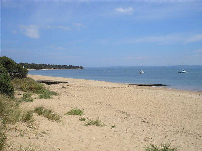 20 Vaughn Street, Cowes VIC 3922