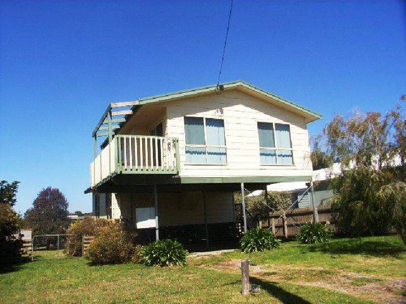 27 Goondiwindi Drive, Cowes VIC 3922