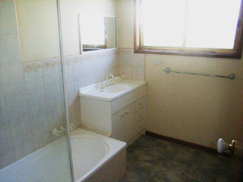 27 Goondiwindi Drive, Cowes VIC 3922