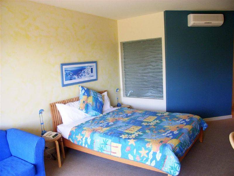 216 The Waves, Cowes VIC 3922