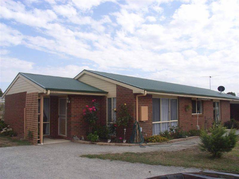 9 Casuarina Court, Cowes VIC 3922