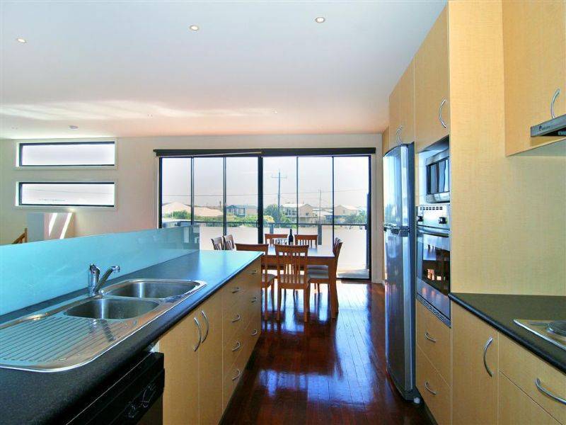 39 Anglers Road, Sunderland Bay VIC 3922