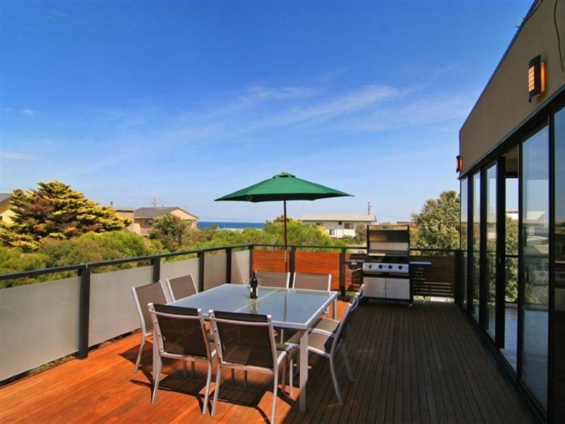 39 Anglers Road, Sunderland Bay VIC 3922