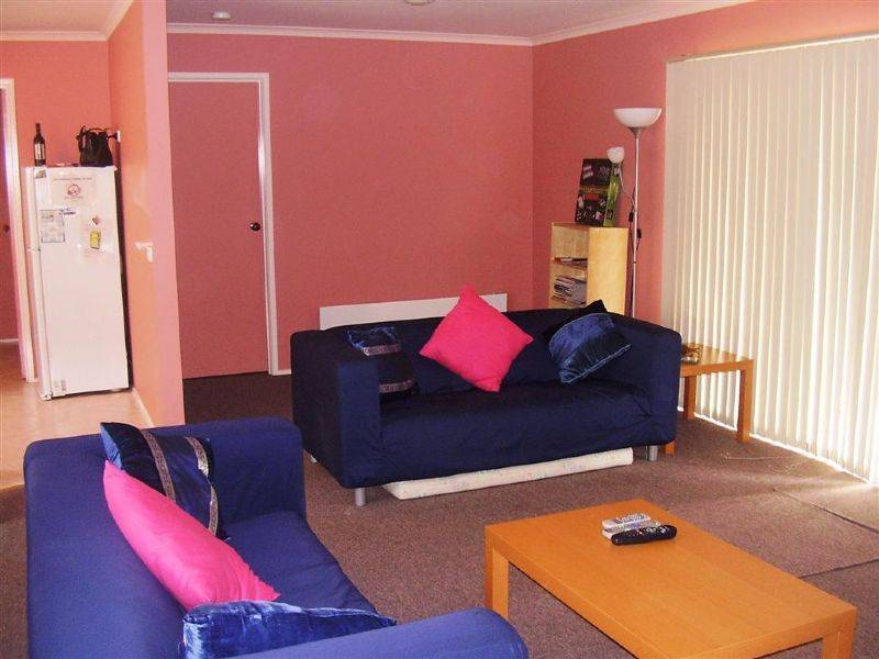 8 Golden Court, Sunset Strip VIC 3922