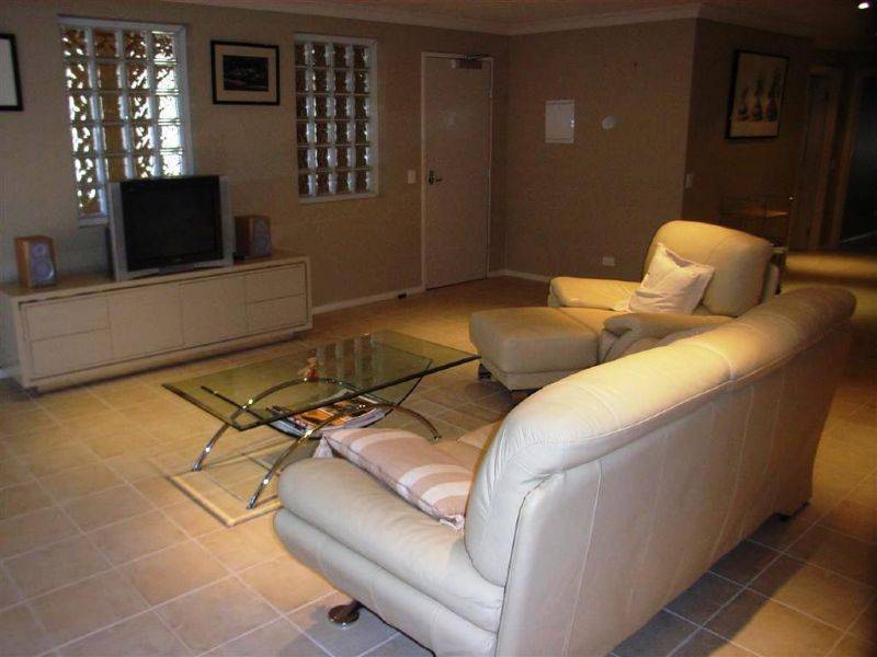 15-16/24 The Esplanade, Cowes VIC 3922