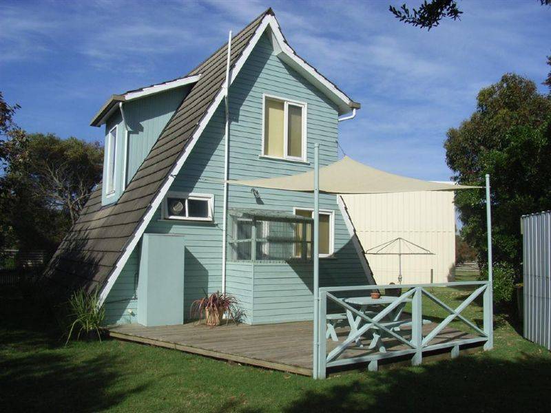 2/165 Vista Drive, Cape Woolamai VIC 3925