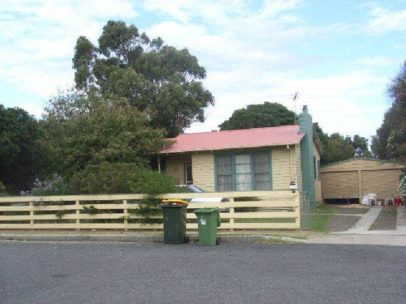 21 Hazelwood Drive, San Remo VIC 3925