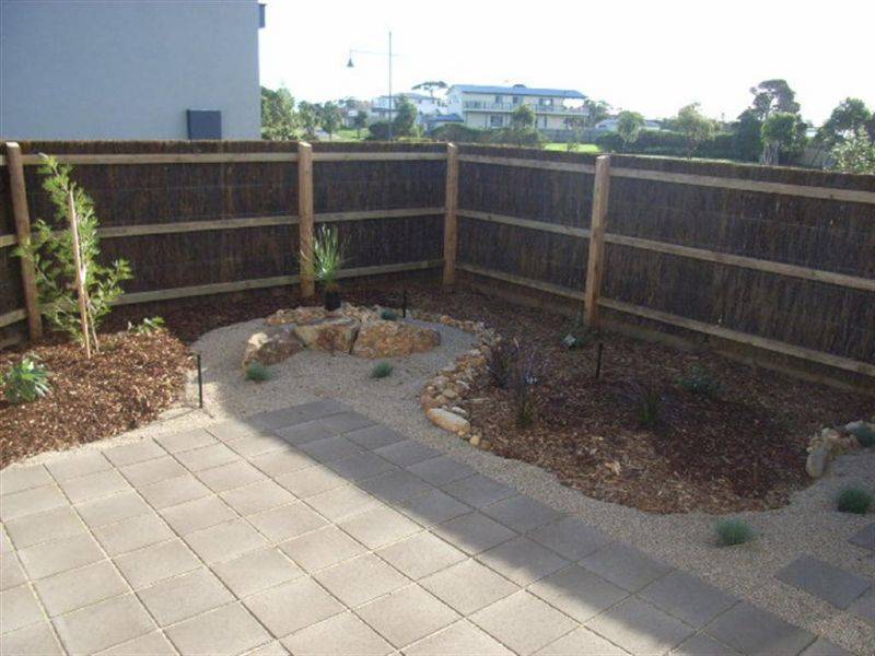 1&2/12 Kirsten Close, Cowes VIC 3922