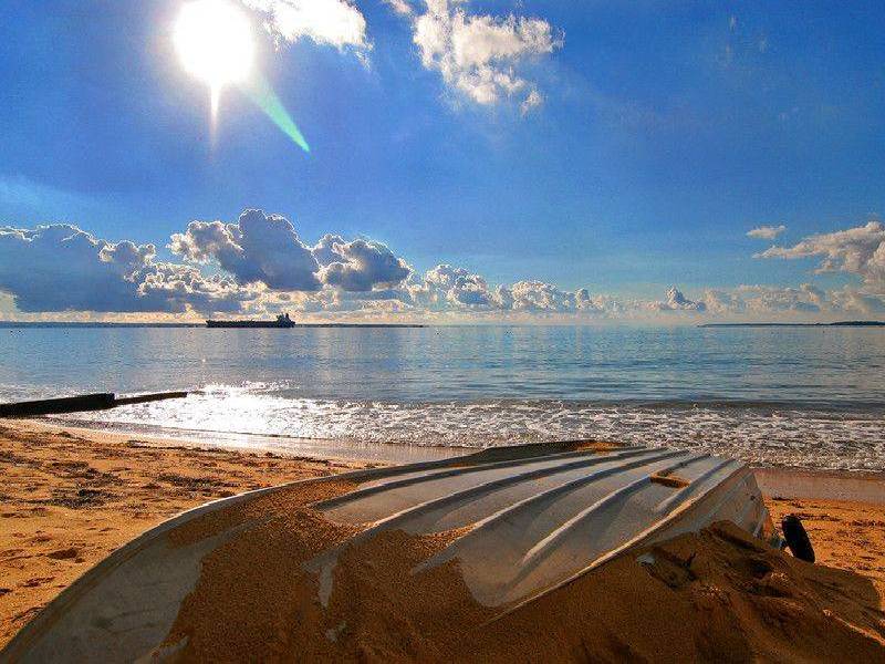 43 Stradbroke Avenue, Cowes VIC 3922