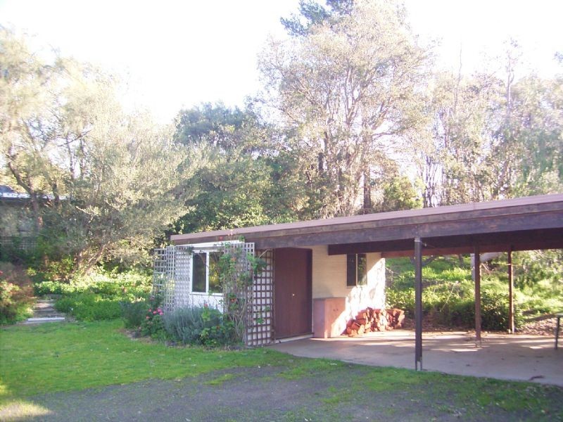 3 Gordon Street, Cowes VIC 3922