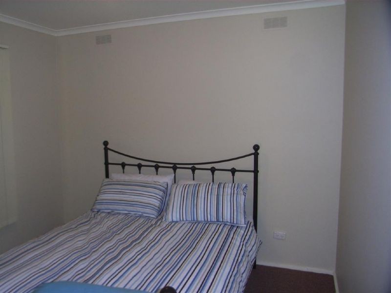 7 Roydon Road, Cowes VIC 3922