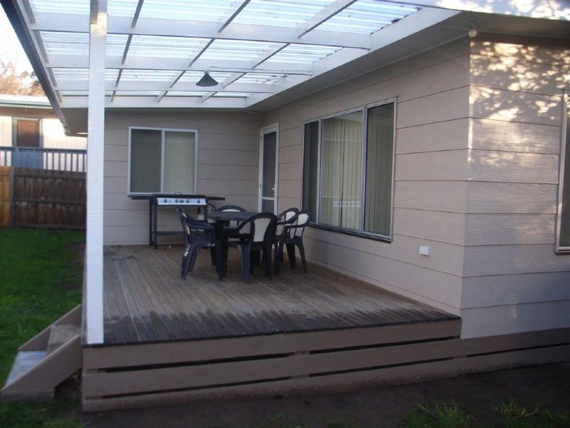 7 Roydon Road, Cowes VIC 3922