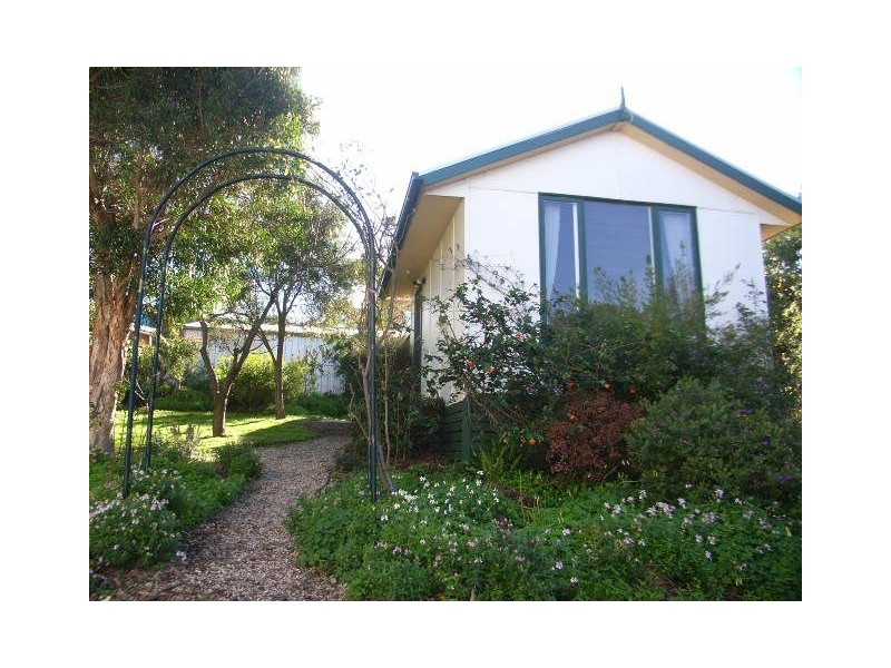 6 Southampton Street, Rhyll VIC 3923