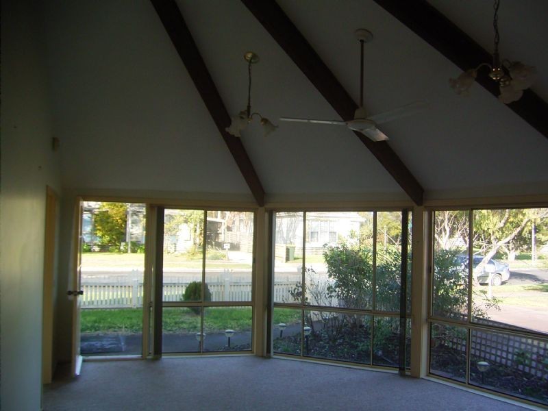 2/30 Wyndham Avenue, Cowes VIC 3922