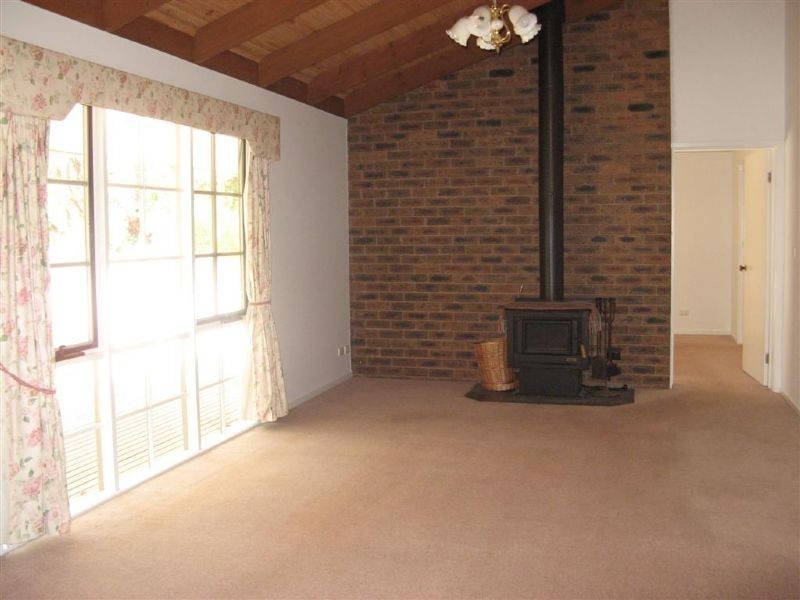 18 Hazelwood Court, Silverleaves VIC 3922