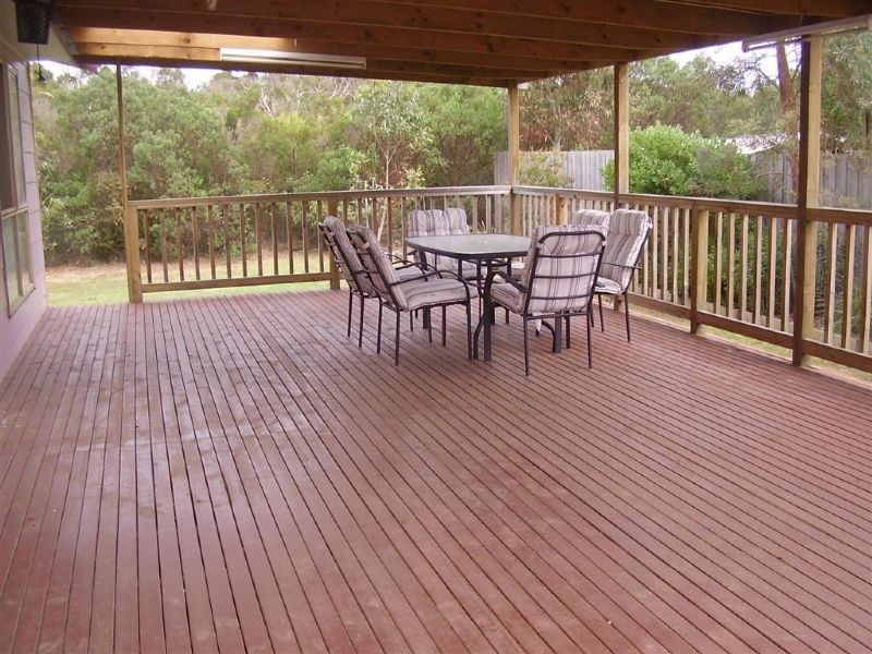 8 Golden Court, Sunset Strip VIC 3922