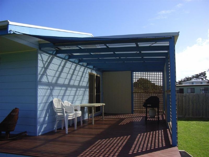 2 Dixon Street, Surf Beach VIC 3922