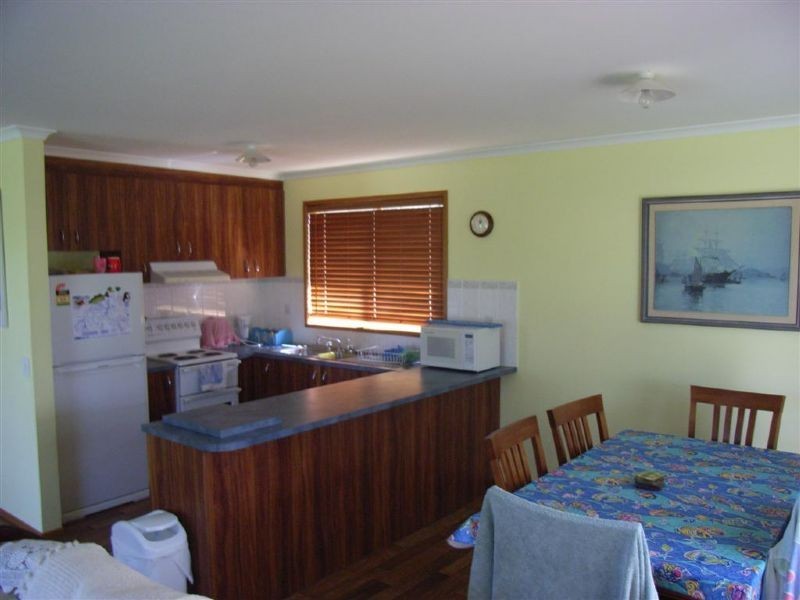 2 Dixon Street, Surf Beach VIC 3922