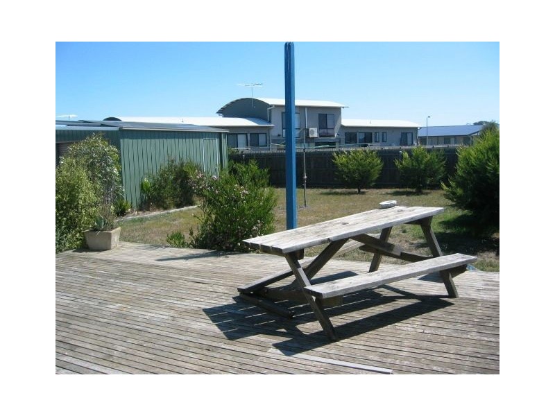 14 Irving Road, Cowes VIC 3922