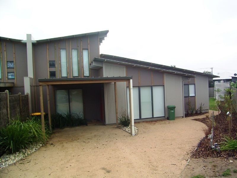 2/6 Tahiti Court, Cape Woolamai VIC 3925