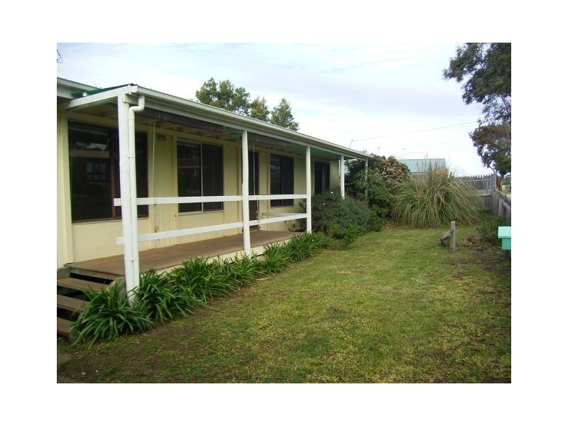 25 Seascape Avenue, Cowes VIC 3922