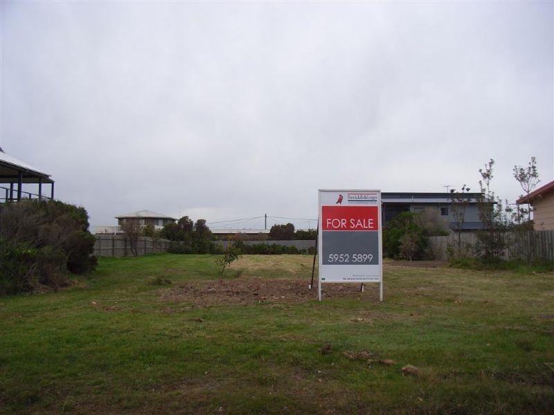 14 Seaview Crescent, Surf Beach VIC 3922