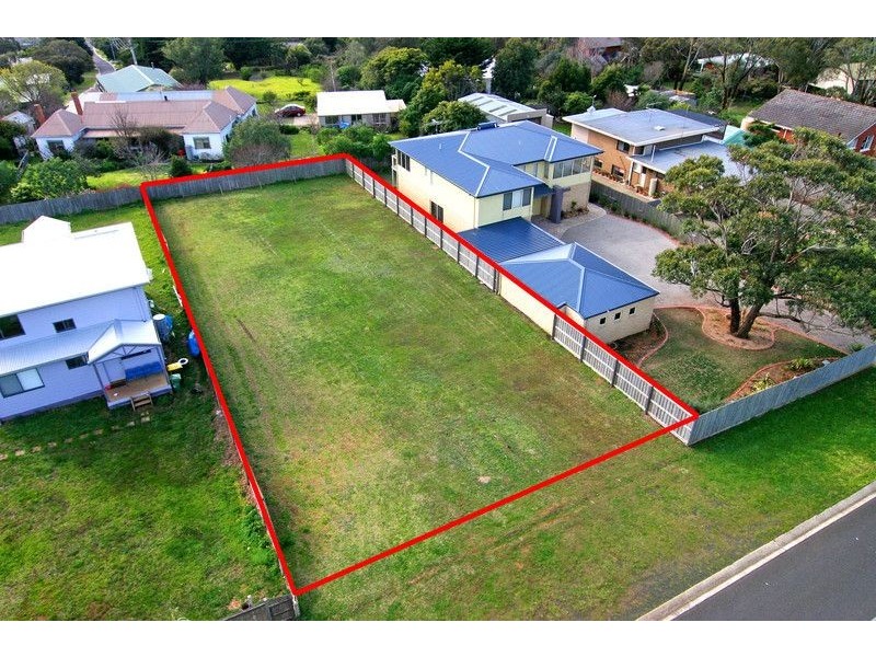 316 Church Street, Cowes VIC 3922