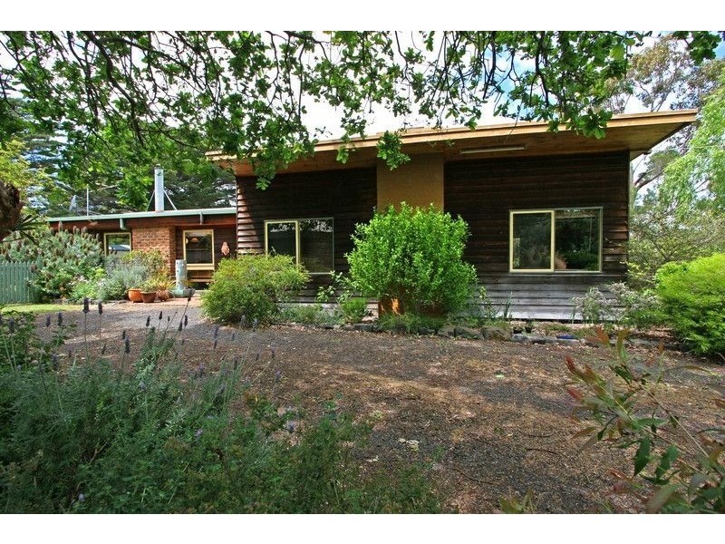 13 Cornwall Avenue, Cowes VIC 3922