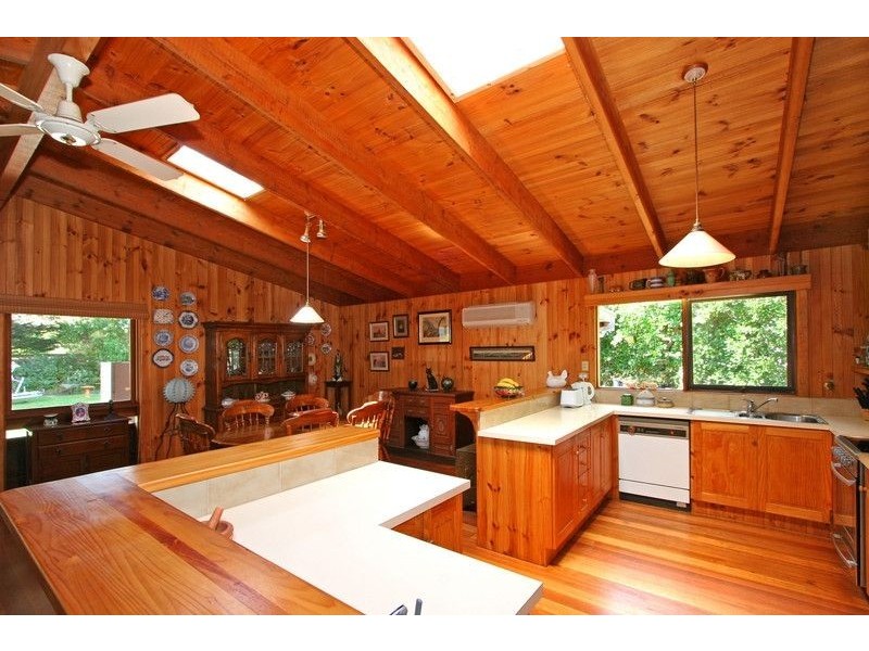 13 Cornwall Avenue, Cowes VIC 3922