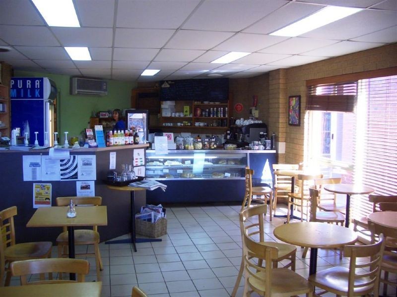 1/34-38 Thompson Avenue- Bookmark Cafe, Cowes VIC 3922