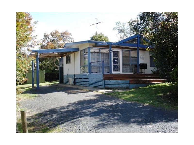 18 Waterloo Street, Rhyll VIC 3923