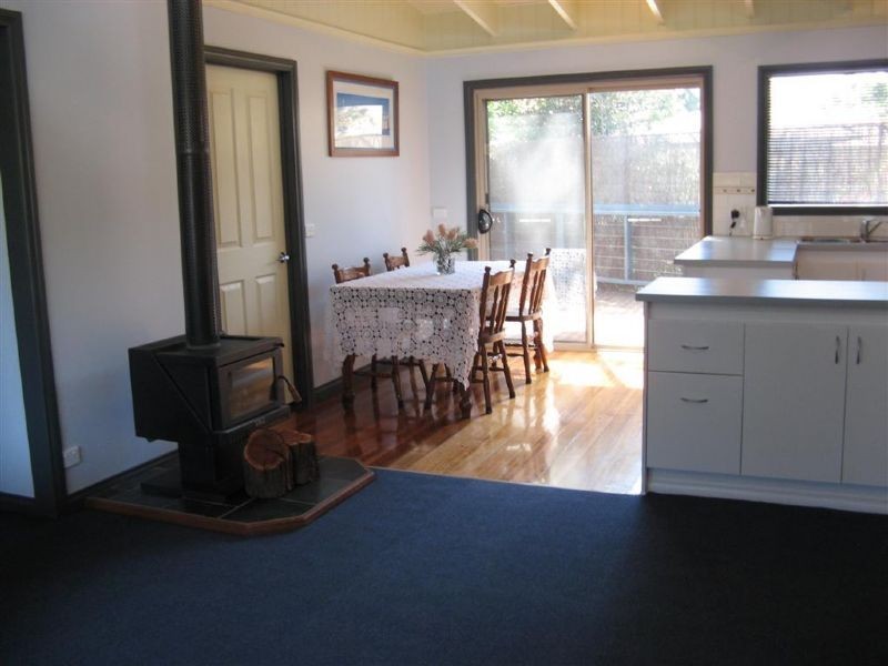 25 Terry Crescent, Wimbledon Heights VIC 3922
