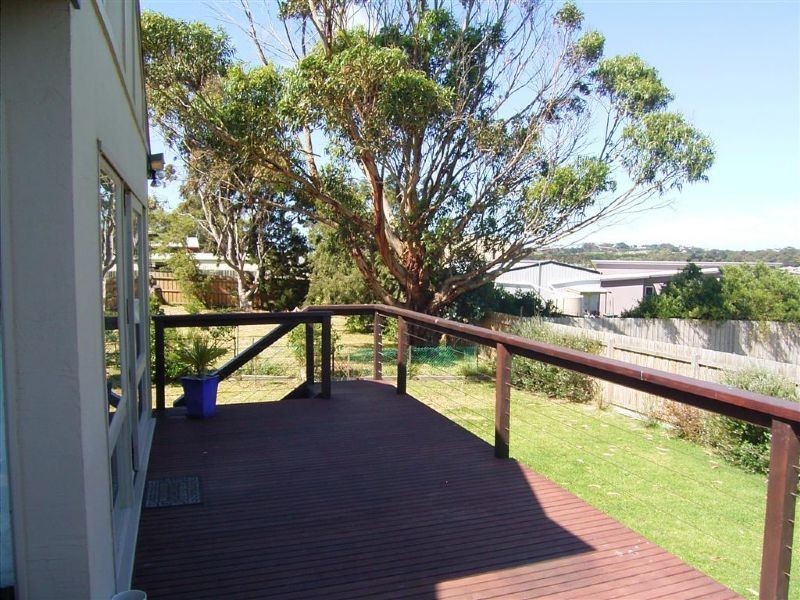 50 Red Rocks Road, Cowes VIC 3922